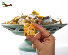 تصویر حلوا پذیرایی‌ آجیلی‌ 