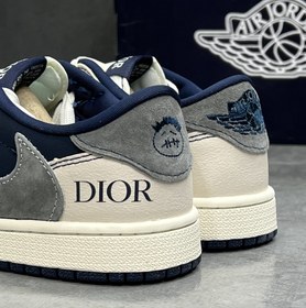 تصویر کفش بسکتبال نایکی ایر جردن ۱ تراویس اسکات دیور رنگ کرم 