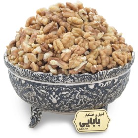 تصویر مغز گردو سفید دندانه 