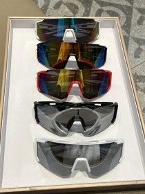 تصویر عینک دوچرخه سواری عینک ورزشی عینک دویدن لنز گرادینت عینک فتوکرومیک کد7 