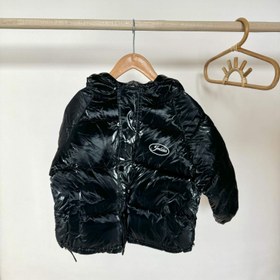 تصویر کاپشن زمستانی پسرانه شمعی سایز ۱ و ۲ رنگ مشکی و کاربنی 