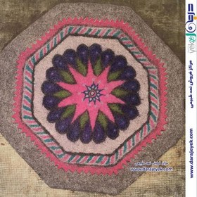 تصویر فرش نمد پشمی سنتی 