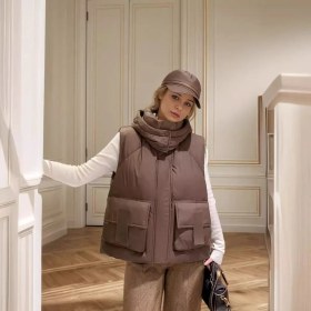 تصویر پافر کلاه دار - مشکی 