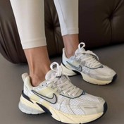 تصویر کتونی نایک وی تو کی ران (v2k) - 42 nike v2k