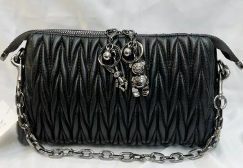 تصویر کیف henty طرح میو میو 