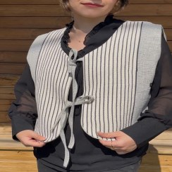 تصویر جلیقه پاپیون 