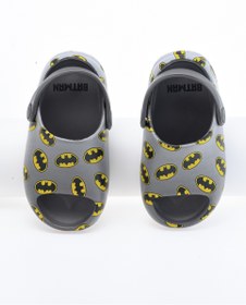 تصویر دمپایی بتمن از برند اوربان هال برای پسران برند warner bros. Comic Kicks by Urban Haul Batman Slides For Boys