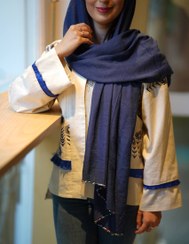 تصویر شال تابستانی نخی با دوردوزی سنگ - سرمه‌ای 