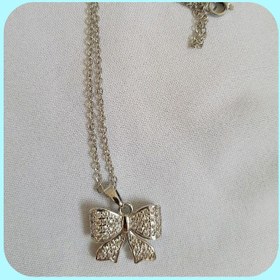 تصویر گردنبند فول نگین پاپیون 