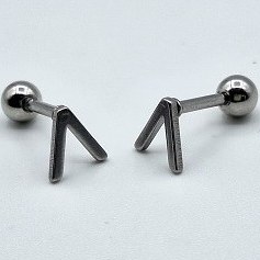 تصویر پیرسینگ گوش - گوشواره V 