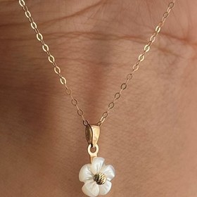 تصویر آویز طلا شکوفه 