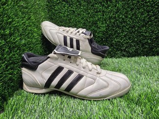 تصویر کتونی کفش استوک ریز چمنی اورجینال ادیداس سایز 40 Soccer orginal shoes