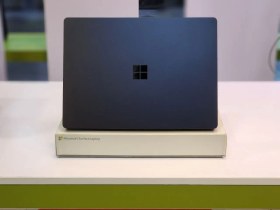 تصویر لپ تاپ اپن باکس 15.6 اینچی Microsoft Surface Laptop 3 