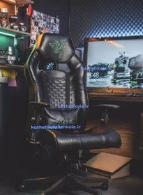 تصویر صندلی گیمینگ Razer S500 زیر پایی 