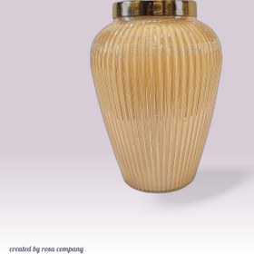 تصویر گلدان شیشه ای خطی 