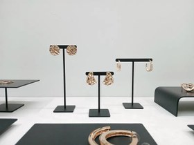 تصویر استند فلزی ژمینو 