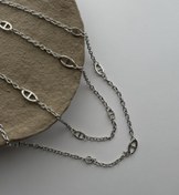 تصویر رو لباسی و زنجیر کمر Dior 