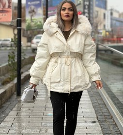 تصویر کاپشن - سفید / 