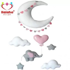 تصویر آویز کودک هیاهو مدل کاروینا 