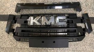 تصویر مجموعه (7تیکه) جلو پنجره KMC T8 KMC T8 Black lettering front grille assembly