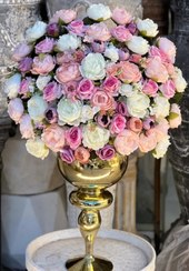 تصویر جام گل بله برون با گل مصنوعی صورتی فلوبار 