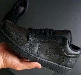 تصویر نایک ایر جردن ۱ بدون ساق تمام مشکی چرمی Nike air jordan 1 low black 