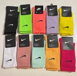 تصویر جوراب نخی ساق بلند نایکی 