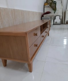 تصویر میز تلویزیون تمام چوب راش مدل سارن 