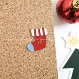 تصویر پین کریسمسی - کد688 