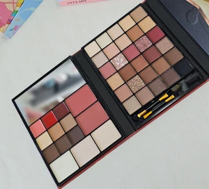 تصویر فروشگاه رزا شاپ استور