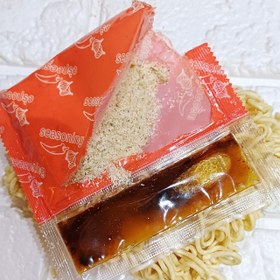 تصویر نودل فوری مرغ 