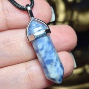 تصویر گردن آویز منشور سنگ سودالیت معدنی کد Z7043 