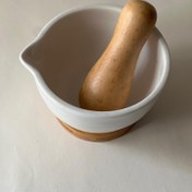 تصویر هاون سرامیکی و بامبو 