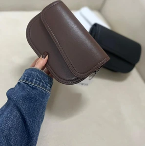 تصویر فروشگاه آچیلا گالری