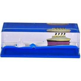 تصویر کشتی معلق 