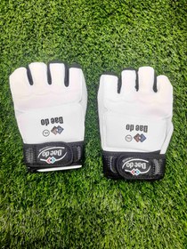 تصویر دستکش تکواندو پاکستانی خارجی برند دای دو سایز مدیوم تا ۲ ایکس لارج - مدیوم 