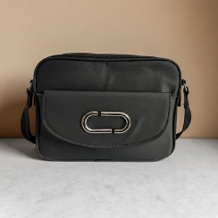 تصویر کیف دوشی اسپرت زنانه مشکی 