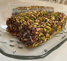 تصویر معجون رولی پسته ای 