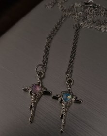 تصویر گردنبند صلیب نگین دار 