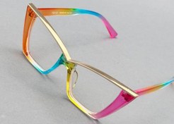 تصویر عینک طبی زنانه فریم گربه ای بلوکات 