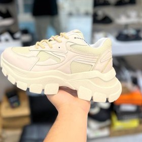 تصویر کفش کتونی لژدار مناسب روزمره و پیاده روی مدل برشکا Breshka style sneakers suitable for everyday use and walking