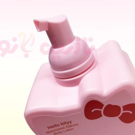 تصویر لوسیون بدن هلو کیتی یانگمی نیاسینامید و ساکورا Hello Kitty YANGMEI Niacinamide and Sakura Body Lotion