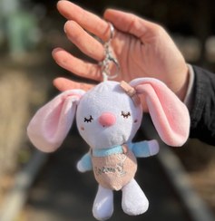 تصویر آویز عروسک خرگوش 