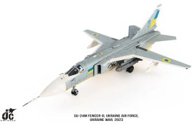 تصویر ماکت جنگنده سوخو 24 فنسر نیروی هوایی اکراین | JC Wings 1:72 Sukhoi Su-24M Fencer-D Ukrainian Air Force 