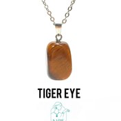 تصویر گردنبند سنگ چشم ببر اصلی سنگ انرژی تراش تامبل با زنجیر استیل رایگان زنانه و مردانه Tiger eye stone necklace, original from India, tumbled design