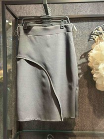 تصویر دامن کریپ مدل کوزه ای نگین دار - سایز۴ 