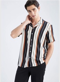 تصویر پیراهن آستین کوتاه با یقه آپاچی مردانه با فیت معمولی برند Defacto Man Regular Fit Apache Neck Woven Short Sleeve Shirt