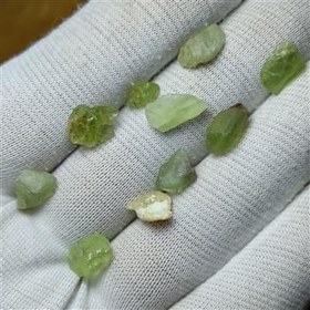 تصویر پک 10 عددی سن معدنی زبرجد پاک درجه یک آفریقایی 