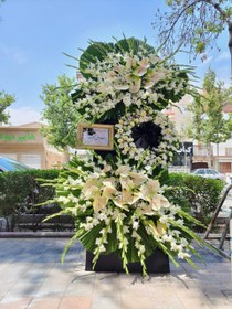 تصویر پایه گل تسلیت کد 204 