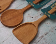 تصویر قاشق چوبی 